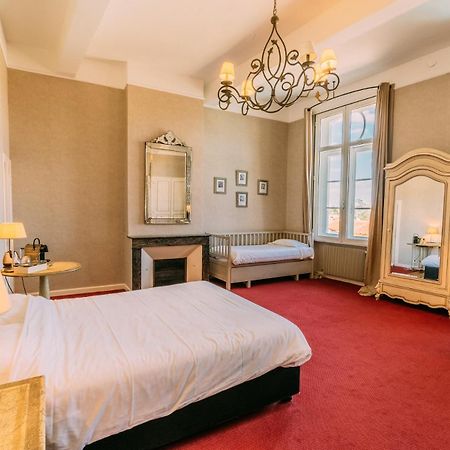 Les Trois Lys Hotel คอนโดม ภายนอก รูปภาพ