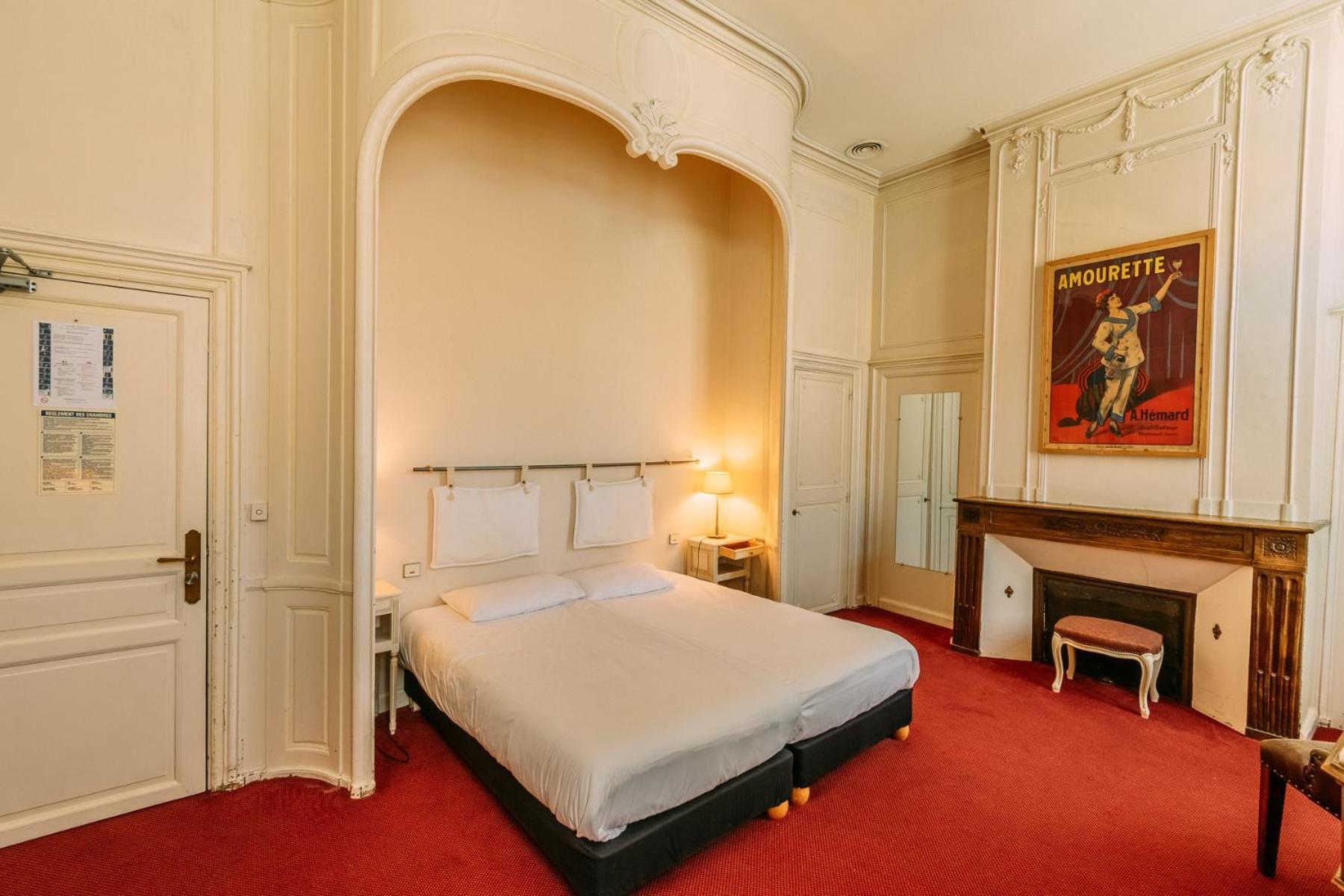 Les Trois Lys Hotel คอนโดม ภายนอก รูปภาพ