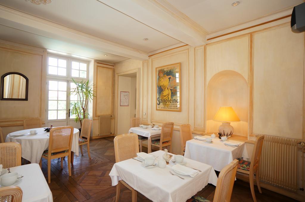 Les Trois Lys Hotel คอนโดม ภายนอก รูปภาพ